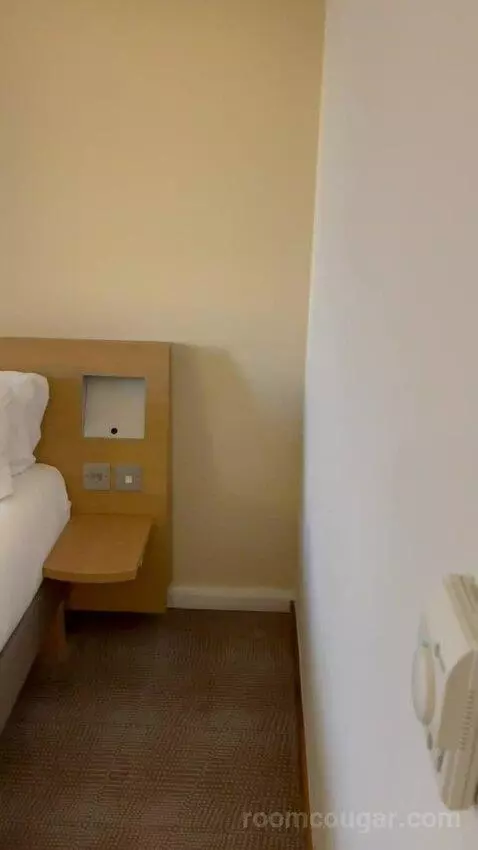 Standard Room - Mobility Accessible (#707) picture #4