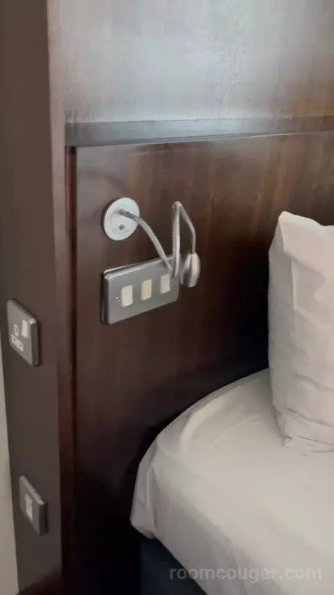 Standard Double Room (#161) bed picture #9