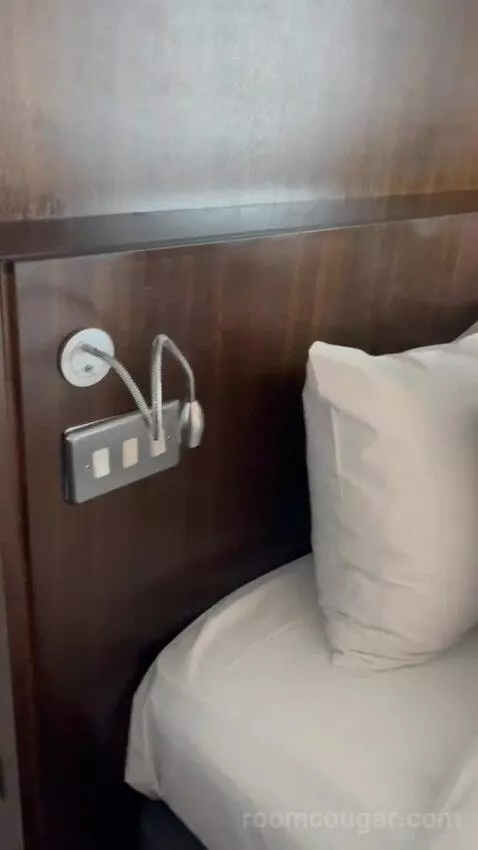 Standard Double Room (#161) bed picture #11