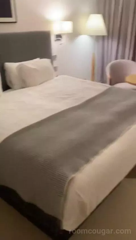 Twin Room with Mobility Accessible Roll-In Shower (#201) bed picture #12