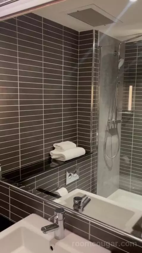 Penta Standard Room (#315) bathroom picture #6