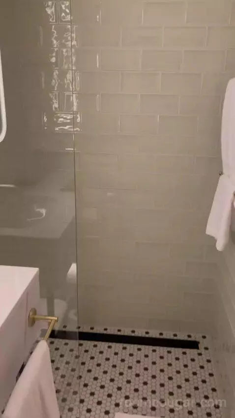 Double Room with Two Double Beds (#473) bathroom picture #8