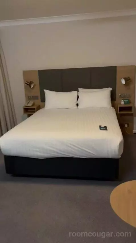 Double Room (#430) bed picture #10