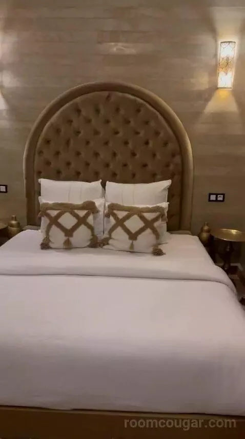 Deluxe Double (Tudert) bed picture #3