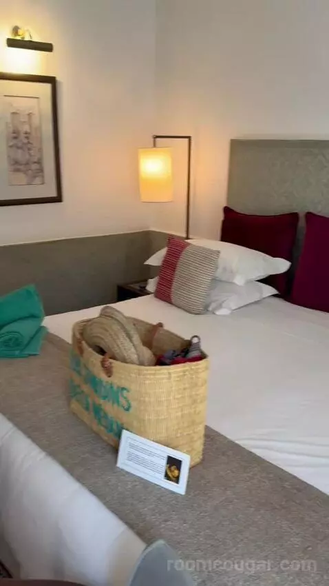 Solarium Double Room (#109) bed picture #8