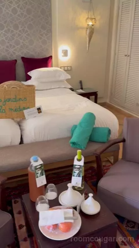 Sultane Double Room bed picture #6
