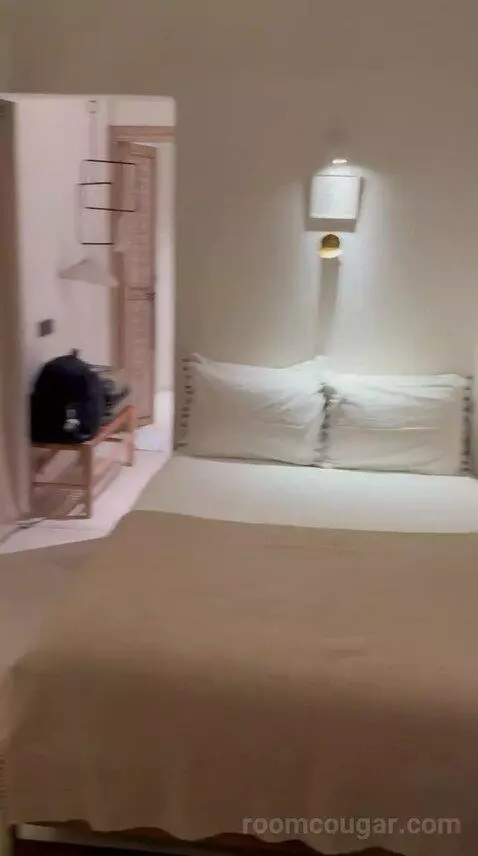 Small Twin Room (Soleil) bed picture #4