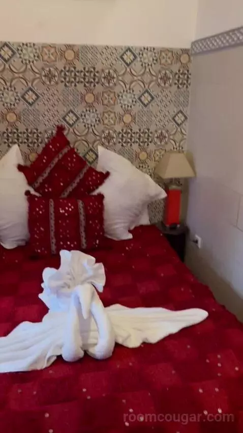 Double Room with Private Bathroom (#2) bed picture #4