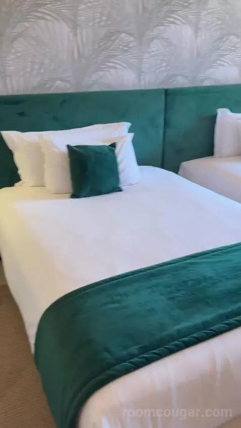 Superior Double or Twin Room with Pool View (#3104) bed picture #9