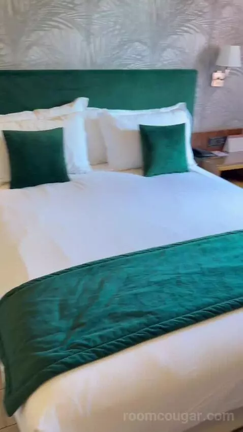 Deluxe Double or Twin Room with Garden View (#3407) bed picture #7