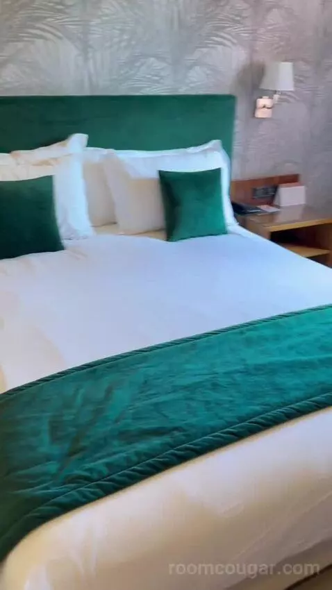 Deluxe Double or Twin Room with Garden View (#3407) bed picture #8