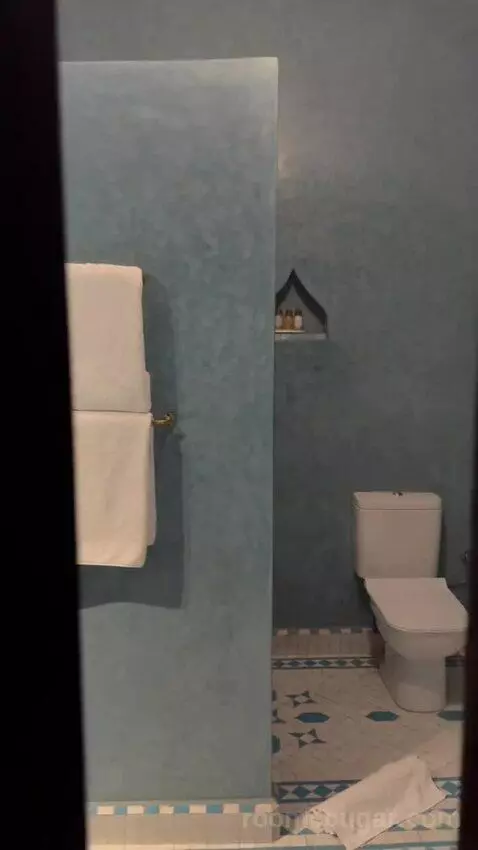 Deluxe Double (Titrit) bathroom picture #5