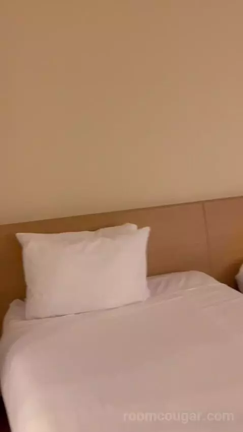 Superior Twin Room (#604) bed picture #5