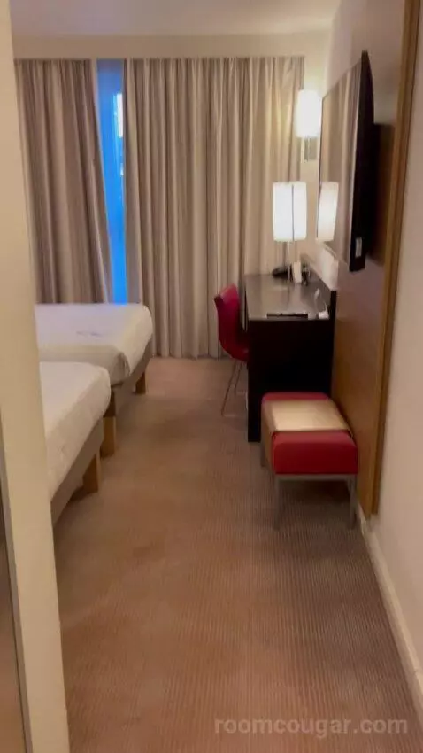 Superior Twin Room (#604) picture #3