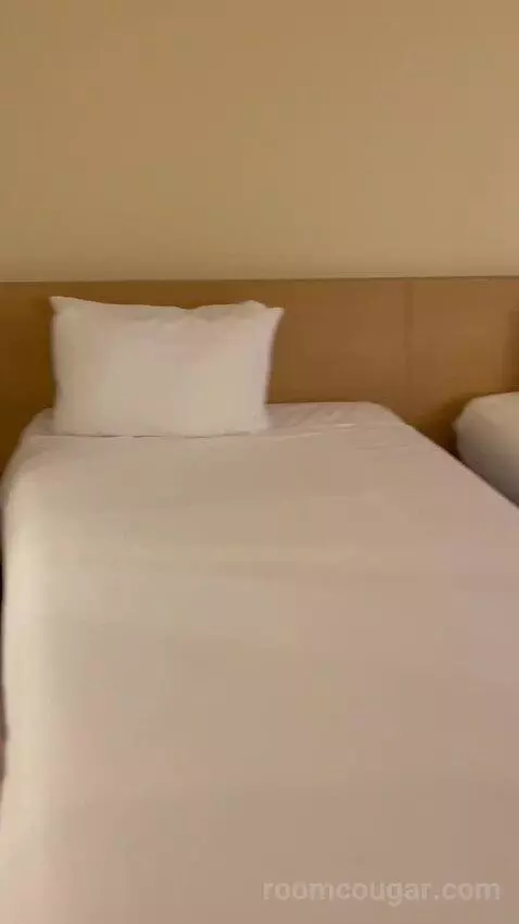 Superior Twin Room (#604) bed picture #4
