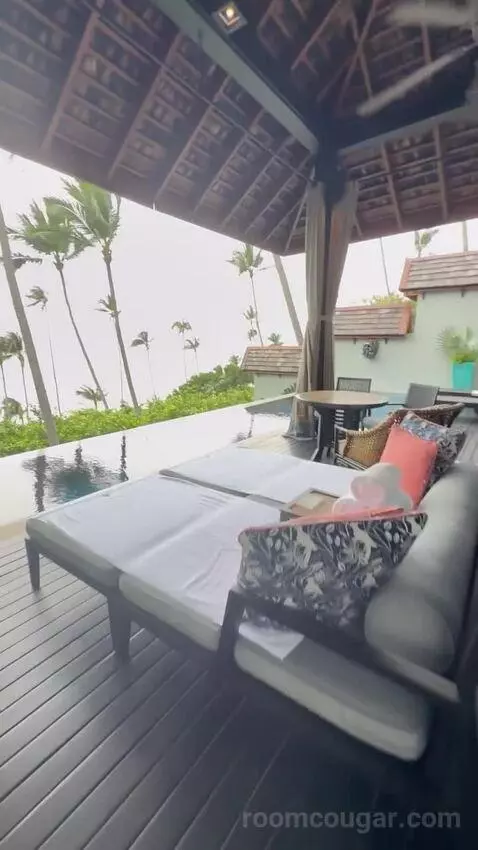Premier Ocean-View Pool Villa King (#904) view picture #3