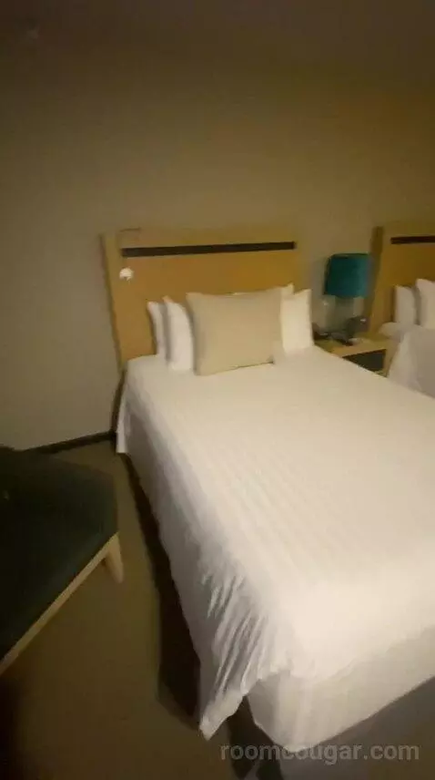 Standard (#821) bed picture #6