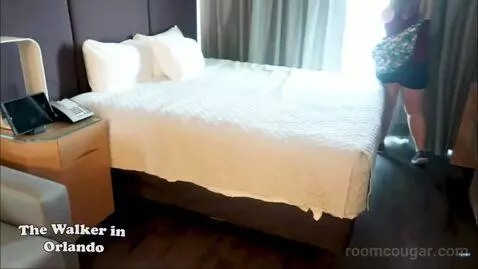 Deluxe King Room (Includes Early Park Admission*) (#957) bed picture #4