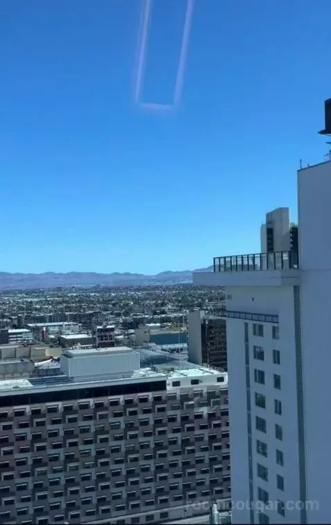 Casino Tower King Room (#16) picture #6