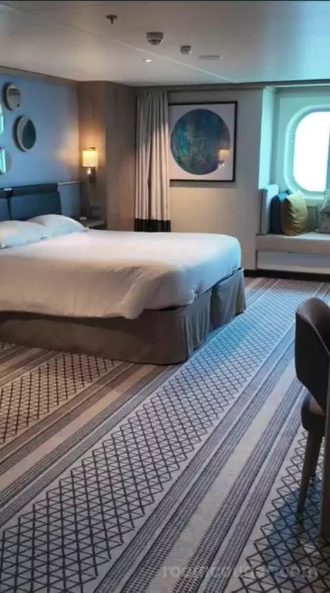 Sea View Adapted Cabin (#4522) bed picture #6