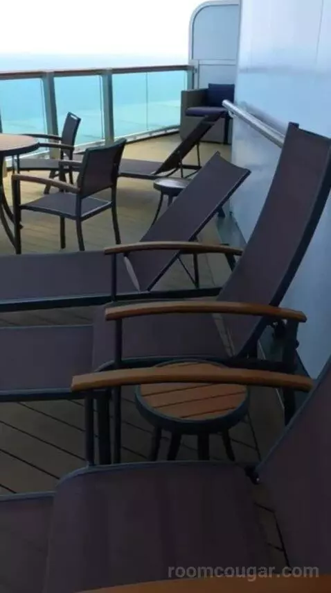 Aft Balcony Suite (A727) view picture #6