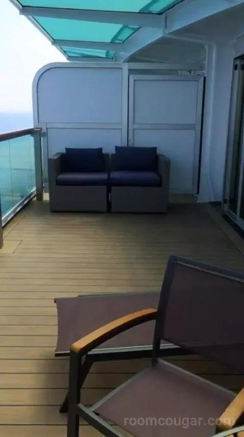 Aft Balcony Suite (A727) view picture #9
