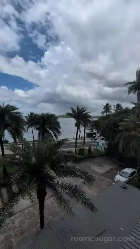 Only 5 Rooms Left! 2 Single Beds, Deluxe Studio, Seafront, Non-Smoking (202B) view picture #11