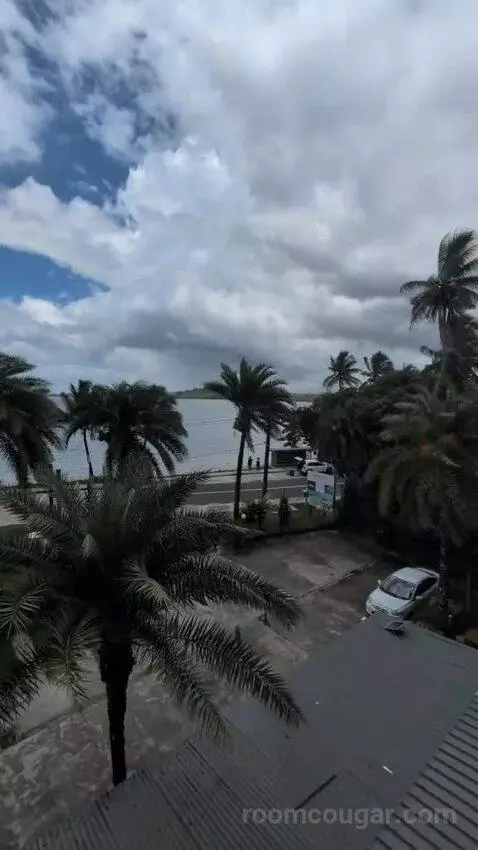 Only 5 Rooms Left! 2 Single Beds, Deluxe Studio, Seafront, Non-Smoking (202B) view picture #12