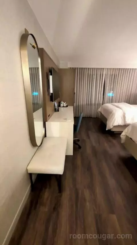 Guest Room, 2 Double, City View (#610) bed picture #2