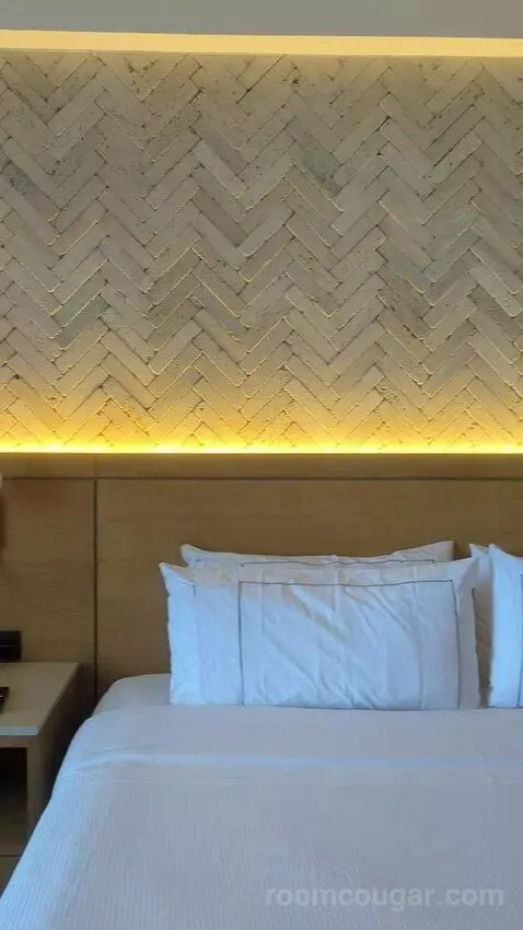 King Room with Ocean View bed picture #12