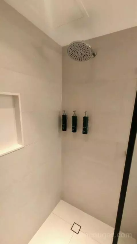 Deluxe King Room with Sea View (#720) bathroom picture #5