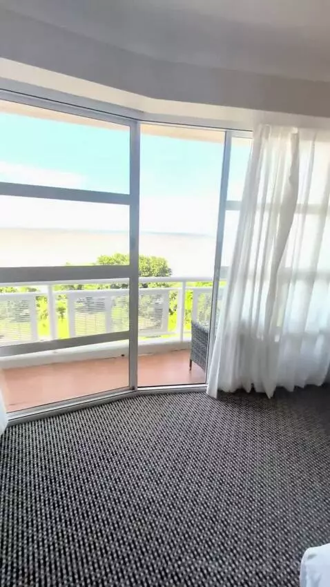 Deluxe King Room with Sea View (#720) view picture #2