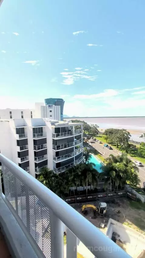 Deluxe King Room with Sea View (#720) picture #22