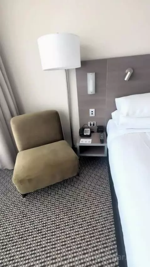 Deluxe King Room with Sea View (#720) bed picture #7