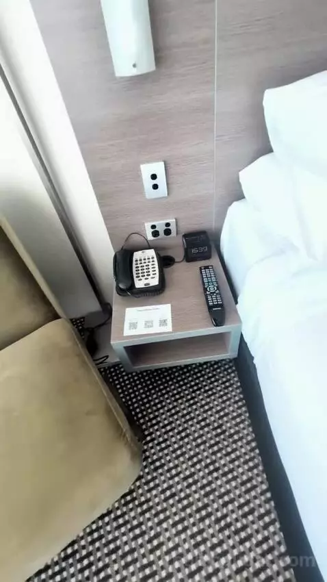 Deluxe King Room with Sea View (#720) bed picture #11