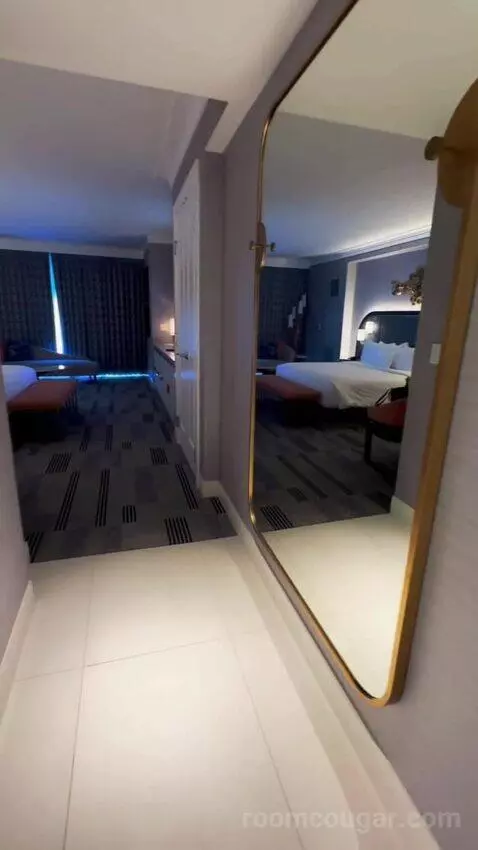 Gold King Strip Best View (#3325) picture #3