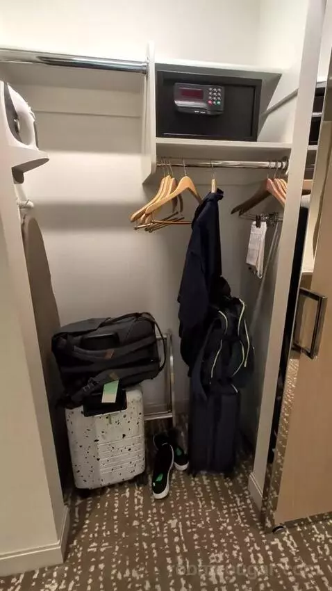 Fantasy Two Queens (#14203) picture #8