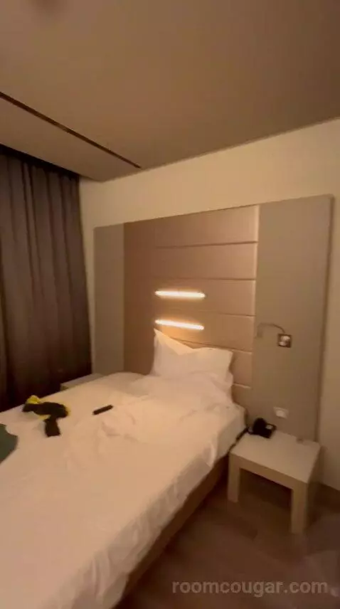 Standard Single Room (#703) bed picture #8