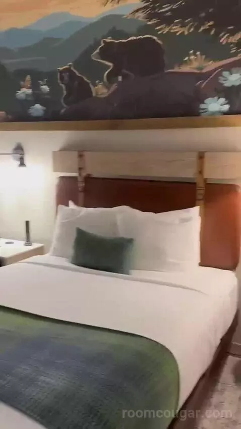 Queen Room with Two Queen Beds with Balcony (#2126) bed picture #6