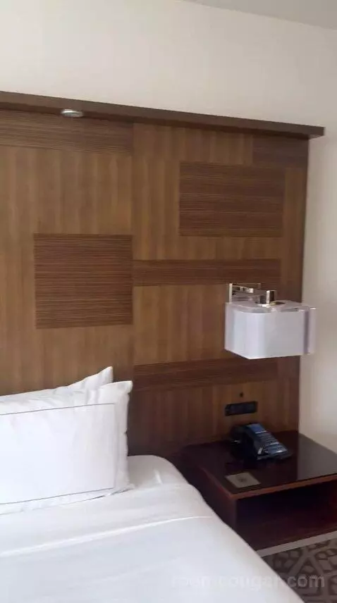 Deluxe King Room - High Floor (#3906) bed picture #6