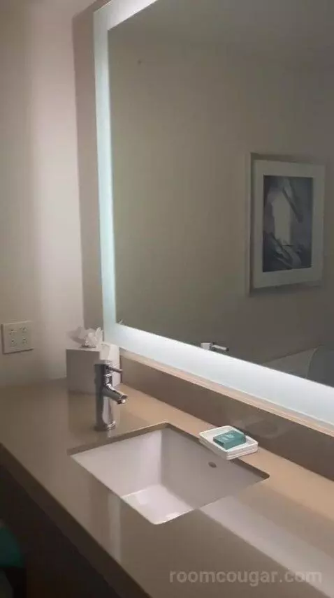 Double Room with Two Double Beds (#2206) bathroom picture #5