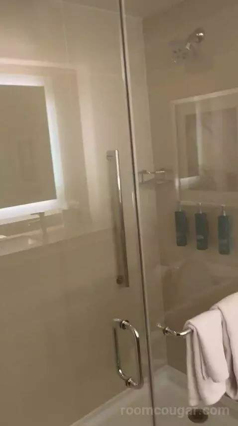 Double Room with Two Double Beds (#2206) bathroom picture #9