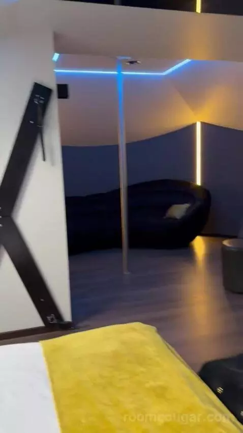 Deluxe Apartment (#108) bed picture #8