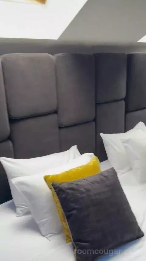 Deluxe Apartment (#108) bed picture #3