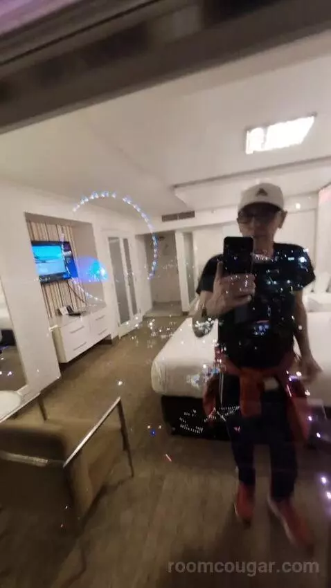 Go Room 2 Queens Attraction View picture #13