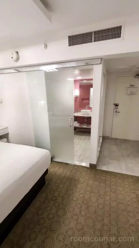 Go Room 2 Queens Attraction View picture #21