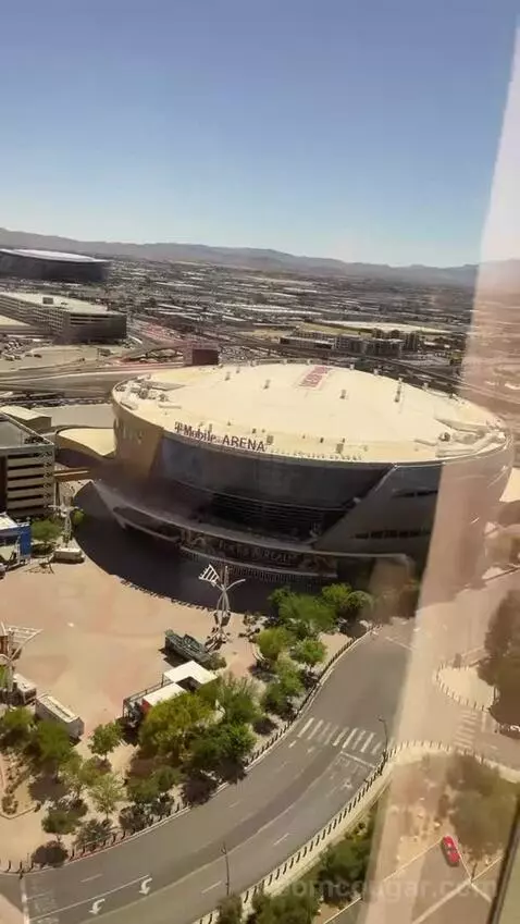 Salon Suite with Two Queen Beds (#3130) picture #11