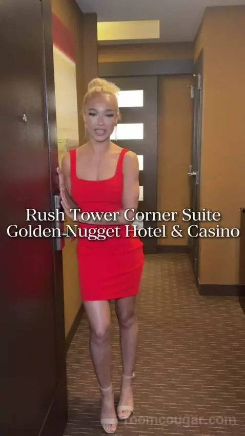 Golden Nugget Hotel & Casino Las Vegas Rush Tower Corner Suite review by akisha