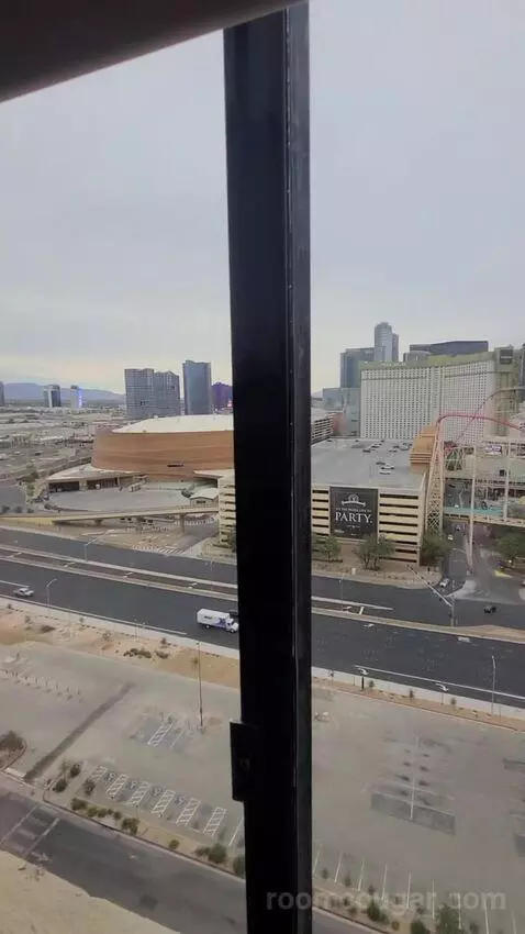 Resort Tower King (#22231) view picture #7