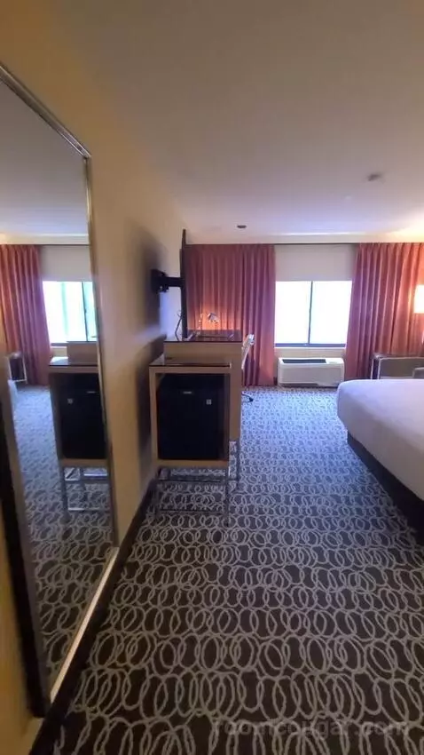 Resort Tower King (#22231) picture #4